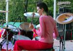 Катя - барабанщица московской рок-группы YOUARE